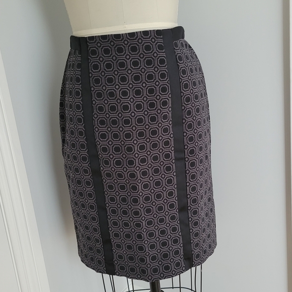 New York Co. Mosaic pattern pencil skirt Size 4 - Picture 2 of 8